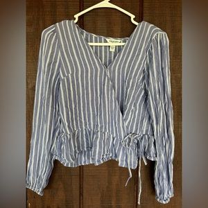 Arizona Jean company Wrap long sleeve